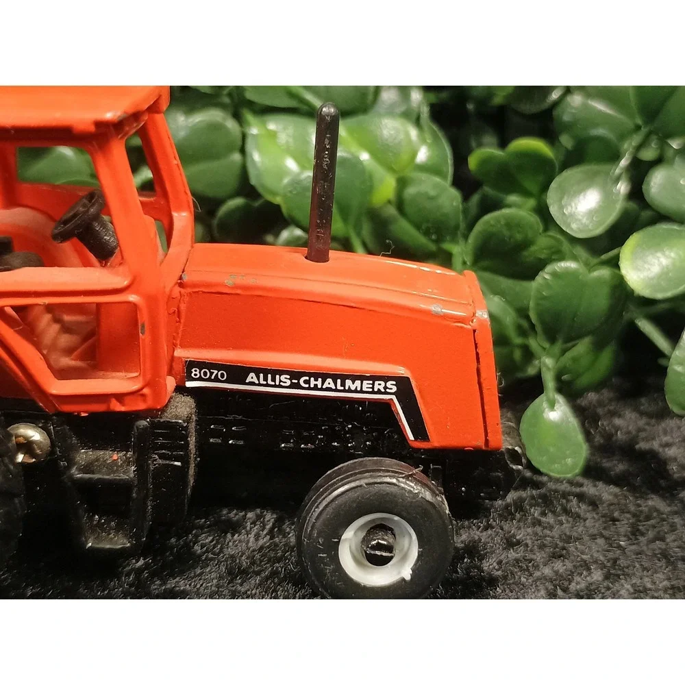 Vintage Ertl Allis-Chalmers 8070 Tractor Diecast 1/64 Scale Orange Farm Toy